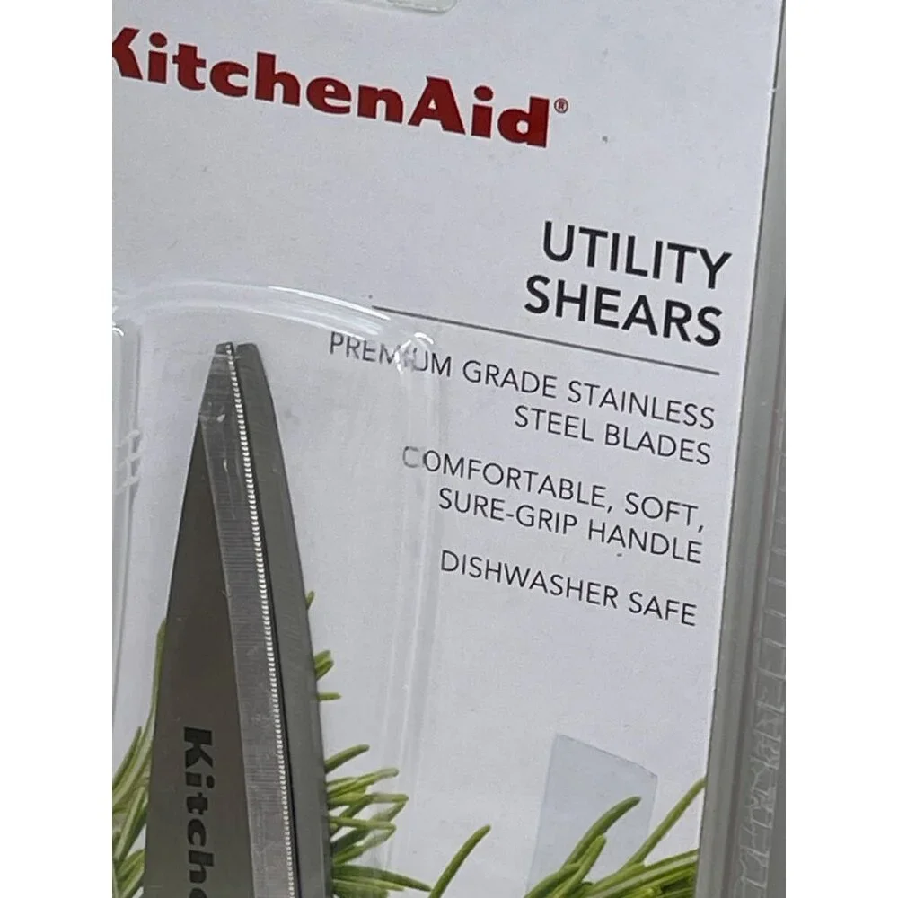 KitchenAid  pistachio 16 Piece Kitchen Utensil Set - VHTF New With‎ Tags